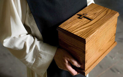A Work of Human Hands – Trappist Caskets and Urns